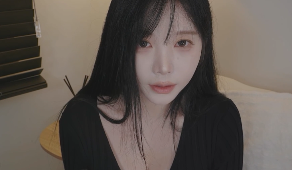 【Yoonying ASMR】12月定制剧情：太太，你也不想你的丈夫… | 沉浸式隐秘对话-橘喵