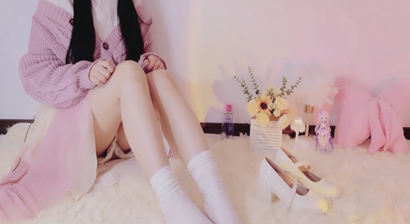 图片[1]-兰兰小苍Freesia：【薰子】治愈小剧场原味白袜按摩安静呼吸音-橘喵