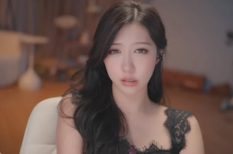 私藏版｜小一熟了下播开大（3月3日场），那个敢在直播间整活的姑娘-橘喵